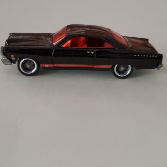 hot wheels 66 ford fairlane gt